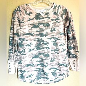 TRACTR Junior’s Long Sleeve Henley Shirt, Pink‎ Camo, L (14-16)